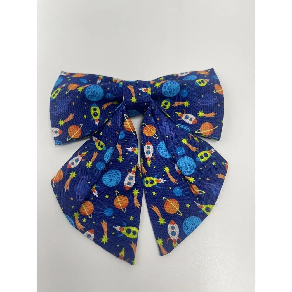 Dogwong Collar With Removeable Bow In Blue Space Adjustable Med/Lg Dog New
